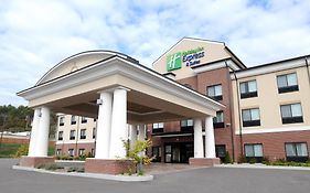 Holiday Inn Express in Cambridge Ohio